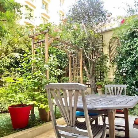 Luxieux Avec Jardin